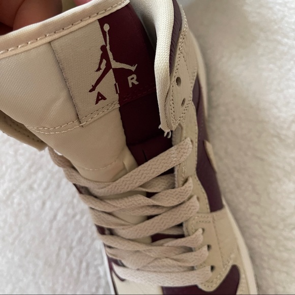 Nike Jordan - Picture 4 of 12